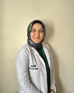 Çocuk Gelişimi ve Eğitimcisi Merve Göktaş